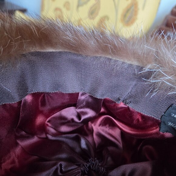 Stunning Real Fur Hat Mink & Crystal Fox - Picture 10 of 11
